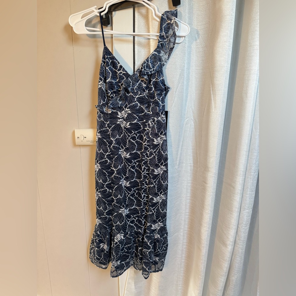 Elegant Blue Floral Dress